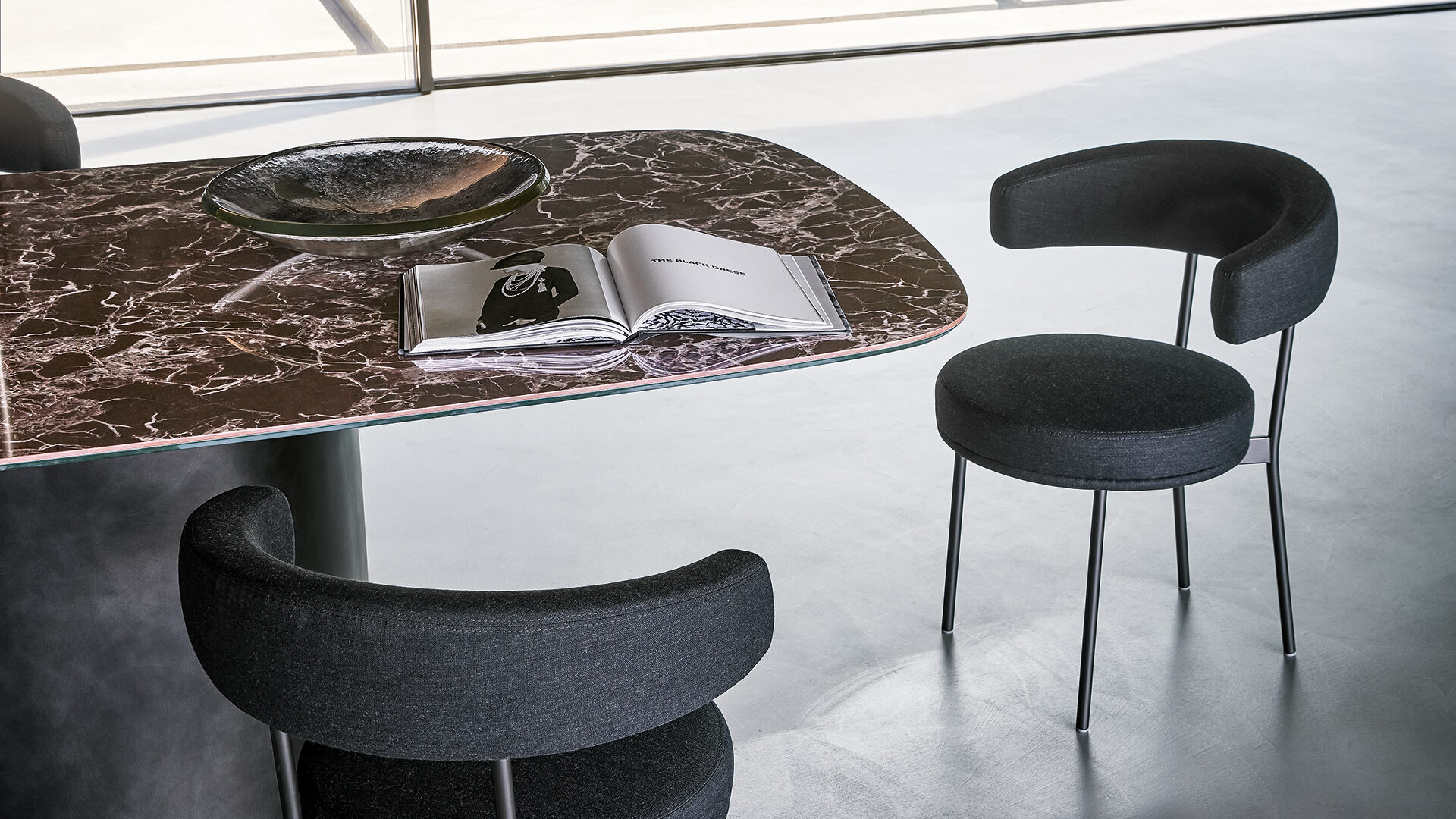 Neuilly: modern dining room chair | Bonaldo